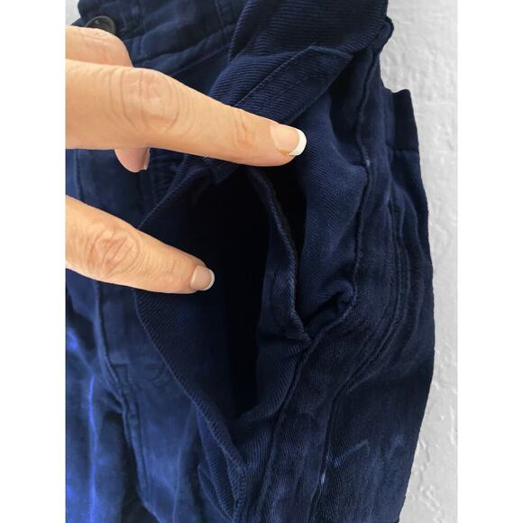 Wasted Co Mens Blue Bubble Pocket Short Made From Recycled Fabric One Of A Kind - Picture 4 of 7